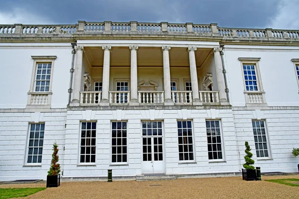 Londres, Greenwich; Inglaterra - 5 de mayo de 2019: Queen House —  Fotos de Stock