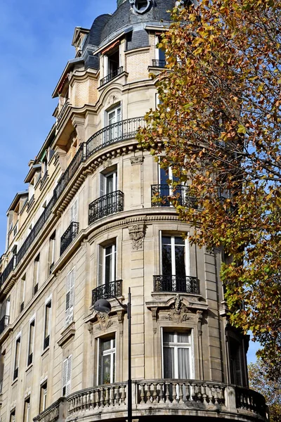 Paris ; France - 22 novembre 2019 : boulevard Saint Germain — Photo