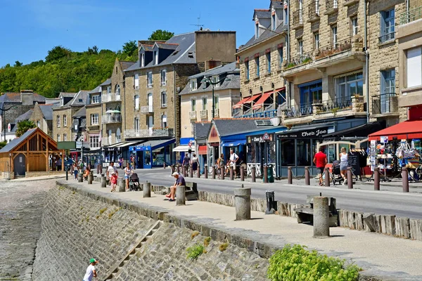 Cancale ; France - 28 juillet 2019 : ville pittoresque en été — Photo