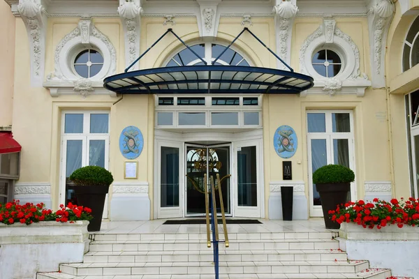 Cabourg;;; Francja - sierpień 8 2019: Grand Hotel — Zdjęcie stockowe