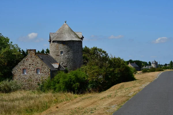 Cherrueix; Frankreich - 28. Juli 2019: Windmühle — Stockfoto