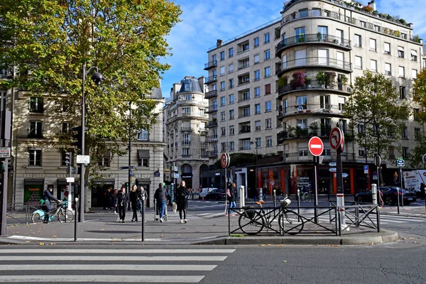 Paris ; France - 22 novembre 2019 : boulevard Saint Germain — Photo