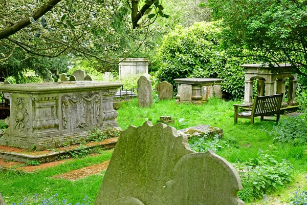 London; Hampstead, Anglia - 2019. május 5.: Hampstead kerület — Stock Fotó