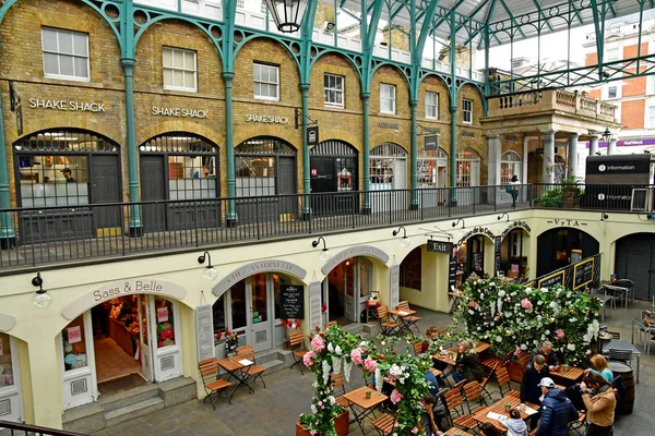 London, England -  may 3 2019 : Covent Garden district — Stock Photo, Image