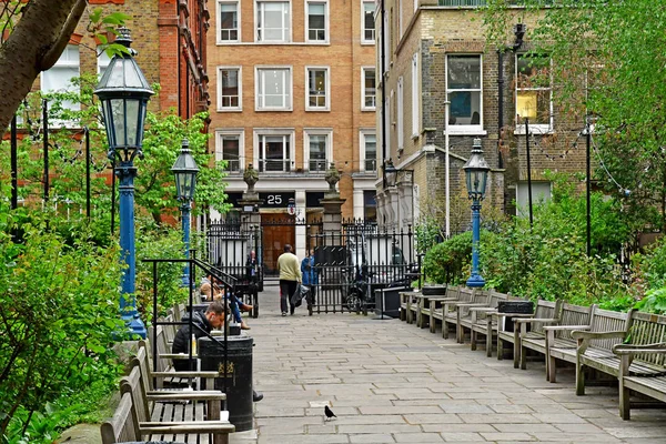 London, england - 3. Mai 2019: covent garden district — Stockfoto