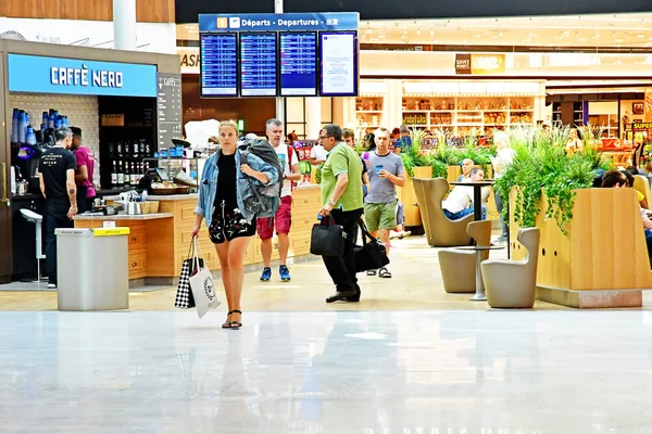 Orly; Francja - sierpień 22 2019: Paryż lotnisko Orly — Zdjęcie stockowe