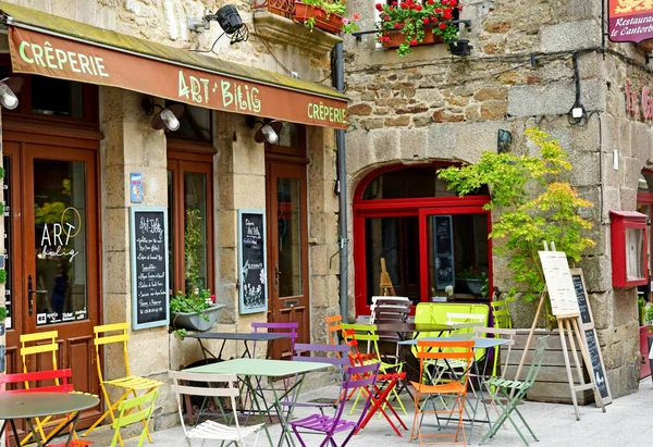 Dinan; France - july 28 2019 : the picturesque city — Stock Photo, Image