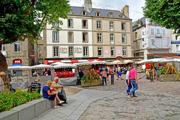 Saint Malo; Francia - 28 luglio 2019: pittoresca città d'estate — Foto Stock