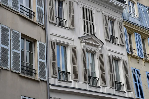 Saint Germain en Laye; France - august 7 2019 : city in summer — Stock Photo, Image