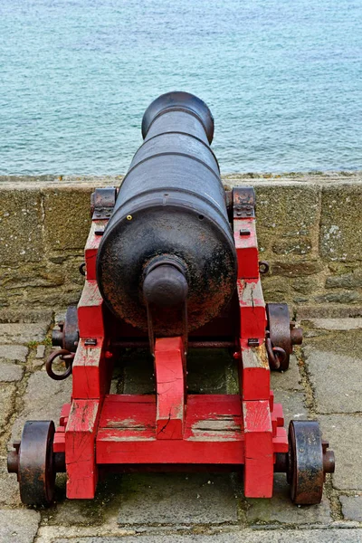 Saint Malo; Francia - 28 luglio 2019: pittoresca città d'estate — Foto Stock