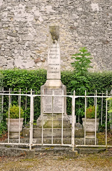 Cherence Frankrijk Augustus 2018 Het Oorlogsmonument — Stockfoto