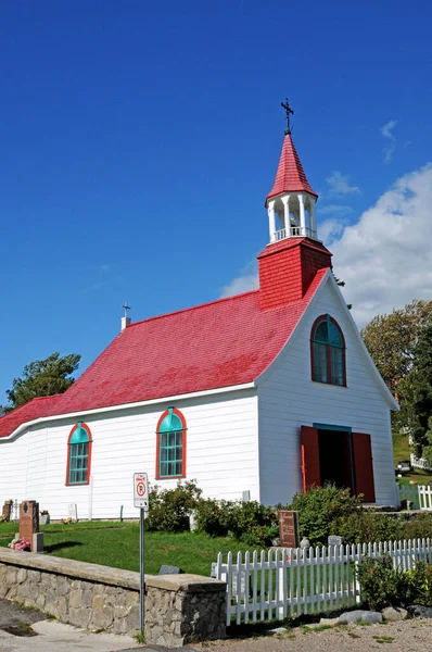 Quebec Kanada Czerwca 2018 Stara Kaplica Tadoussac Zbudowana 1747 Roku — Zdjęcie stockowe