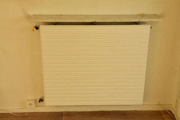 Poissy France Décembre 2019 Radiateur Dans Appartement Centre Ville — Photo