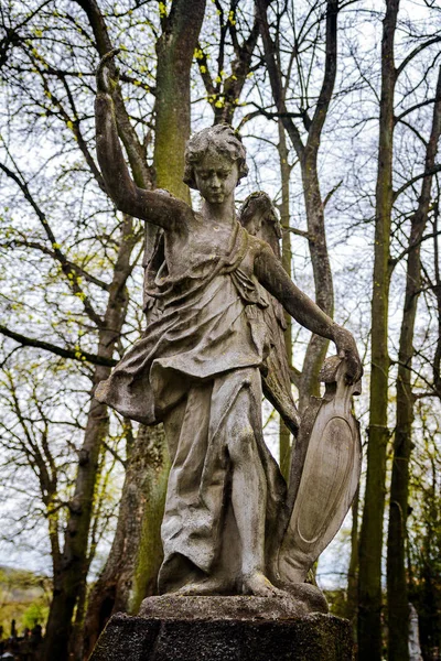 Estátua de um anjo — Fotografia de Stock