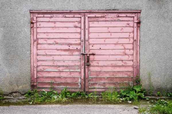 Stará dřevěná brána — Stock fotografie