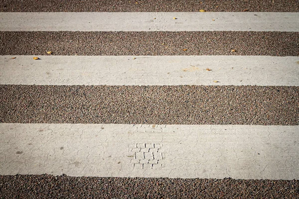 Пешеходная Зебра Пересекает Асфальтовую Дорогу Концепция Дорожной Безопасности — стоковое фото