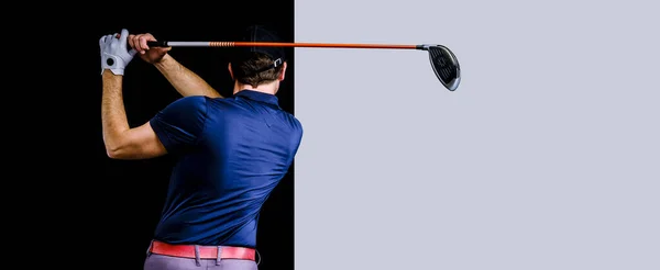 Close Jogador Golfe Com Intenção Aperfeiçoar Balanço Isolado Fundo Preto — Fotografia de Stock