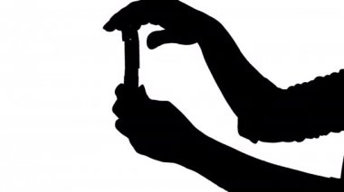 Bir ruj açılış eller