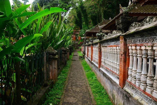 Ruh merkezine giden yol