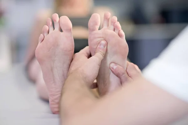 Physiotherapist Massaging Patient Feet — Stock Photo, Image