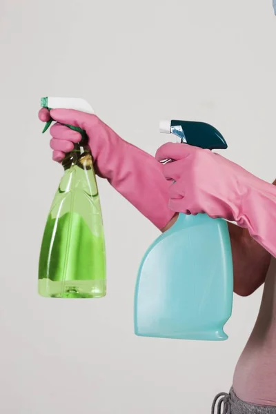 Close Hands Pink Gloves Holding Cleaning Materials — Stock Photo, Image