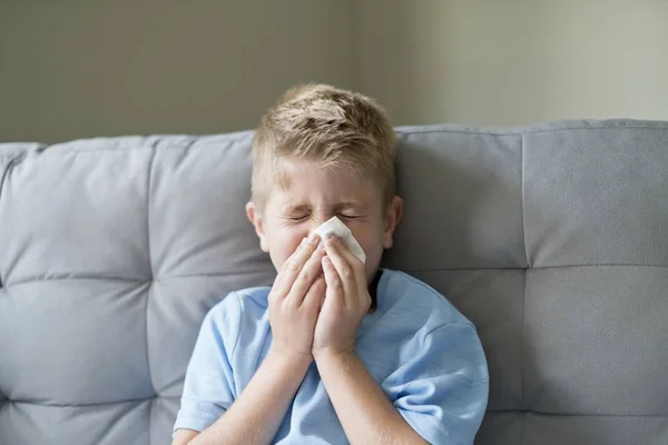 Boy Blowing Nose Tissue — Stock Photo, Image