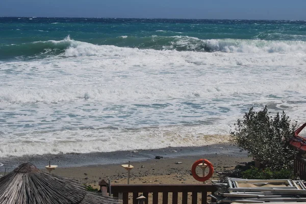 Yaz sonunda deniz fırtınası