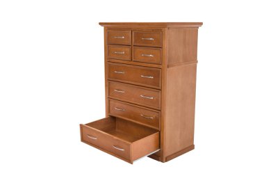 Tahta sandık beyaz üzerine izole edilmiş.