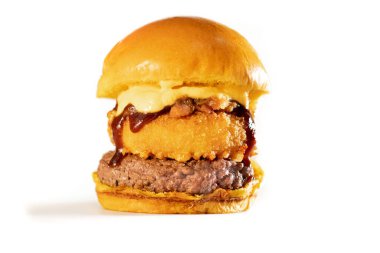 Beyaz arka planda izole edilmiş taze lezzetli burger.