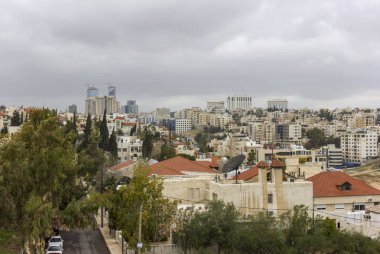 Amman şehir - Jordan Gate kuleleri güzel gökyüzü kış