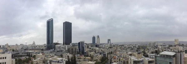 Panoramiczny widok nowego centrum miasta Amman abdali obszaru - miasto Jordan Amman - widok z nowoczesnych budynków w Amman — Zdjęcie stockowe