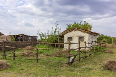 Kafkaslar, Çeçenistan, Shira-Yurt.