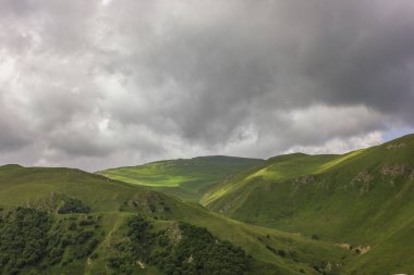 Rus bölgesi, Çeçen Cumhuriyeti, Kafkas Dağları