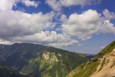 Rus bölgesi, Çeçen Cumhuriyeti, Kafkas Dağları
