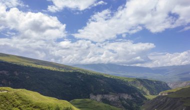 Rus bölgesi, Çeçen Cumhuriyeti, Kafkas Dağları