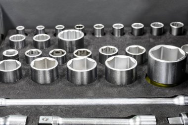 İngiliz anahtarları kümesi