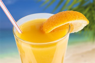 Portakal suyu ve portakal suyu.