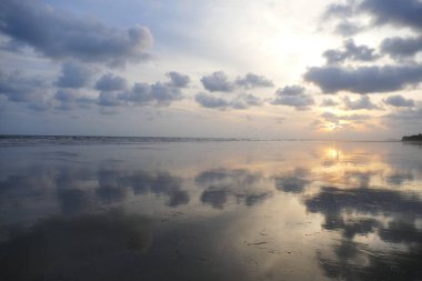 Güzel doğal lezzetli muhteşem Asya günbatımı gündoğumu
