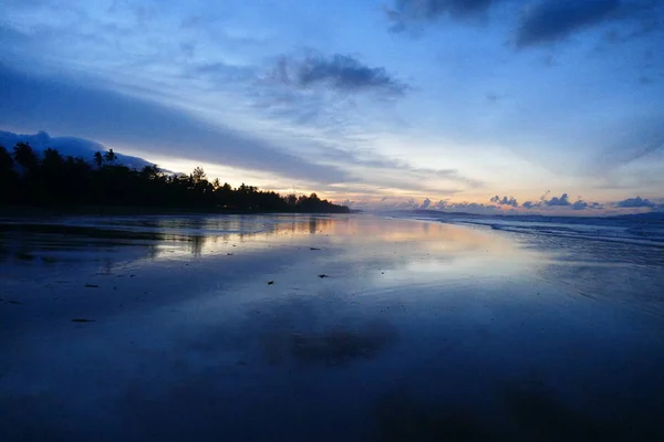 Belle naturel délicieux magnifique asiatique coucher de soleil lever de soleil — Photo