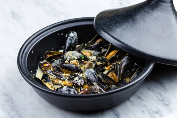 Sopa de mejillones cremosa . — Foto de Stock