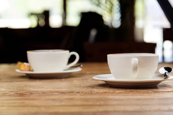 Two cups of latte coffee — Stock Photo, Image