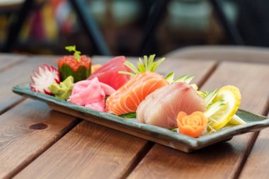 Çiğ deniz mahsulleri seçimleri