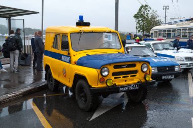 Araba Uaz-31512-Ap-Gai Moskova taşıma günü kutlamaları sırasında Frunze dolgu üzerinde sergisinde. Moscow, Rusya Federasyonu, 08 Temmuz 2017