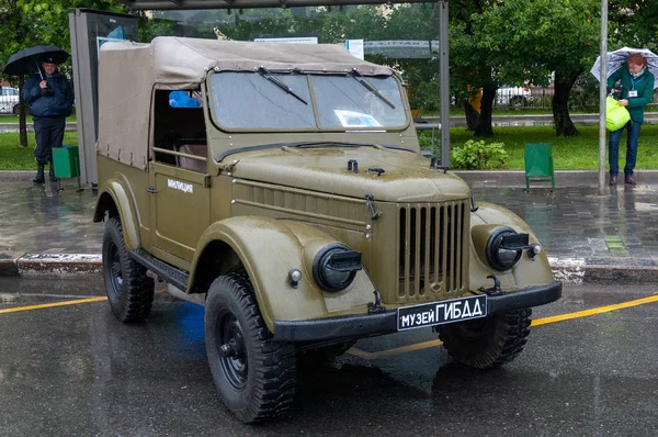 Carro Gaz Gorky Exposição Dique Frunze Durante Celebração Dia Transporte — Fotografia de Stock