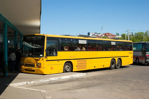 Intercity Bus Carrus Auf Volvo B10M 70B Fahrgestell Busbahnhof Kaliningrad — Stockfoto