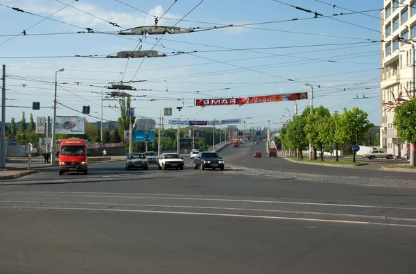 Görünüm Lenin Caddesi Ile Yükseltilmiş Köprü Kaliningrad Rusya Federasyonu Mayıs — Stok fotoğraf