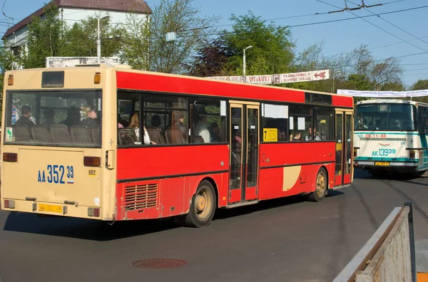 Városi Busz O405 Mercedes Benz Lenin Avenue Közel Kalinyingrád Kaliningrad — Stock Fotó
