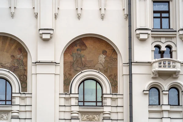 Panel Smithy Tryptyku Allegory Economic Labor Fasadzie Północnego Budynku Muzeum — Zdjęcie stockowe