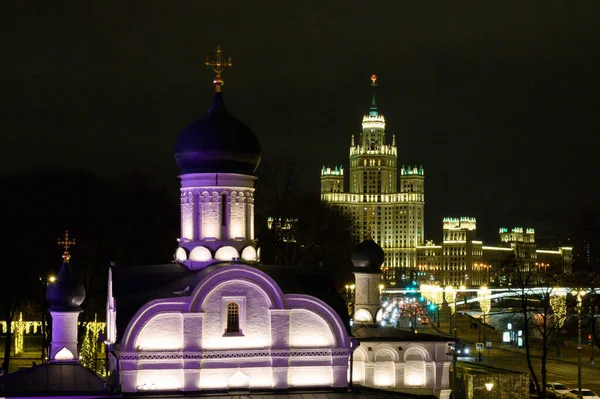 Вид Церкву Зачаття Святої Анни Кутку Хмарочос Котельнічеську Набережну Москва — стокове фото