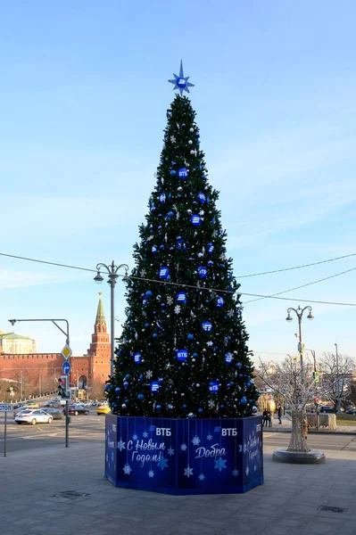 Árbol Navidad Calle Volkhonka Moscú Federación Rusa Enero 2020 — Foto de Stock